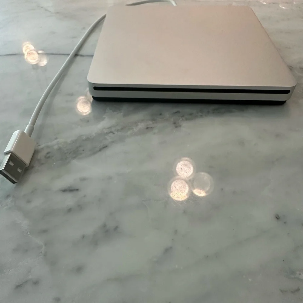 Apple White Charger